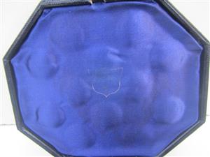 Contemporary case to hold 12 half sovereigns image 3