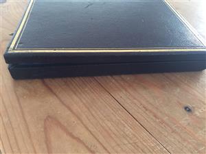 1887 Specimen/Proof set case - £5 down to 3d image 5