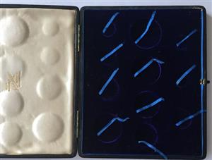 1887 Specimen/ Proof set £5 down - case only image 2