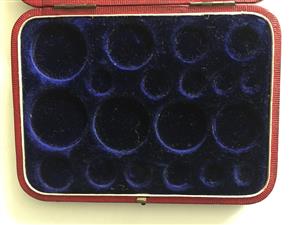 1839 Specimen/ Proof set £5 down - Case only image 3